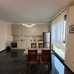 Vasil Gjika 1 Lejlighed Tirana