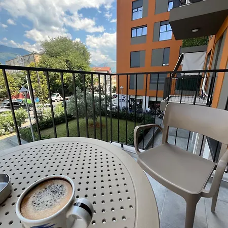 Vasil Gjika 1 Тирана